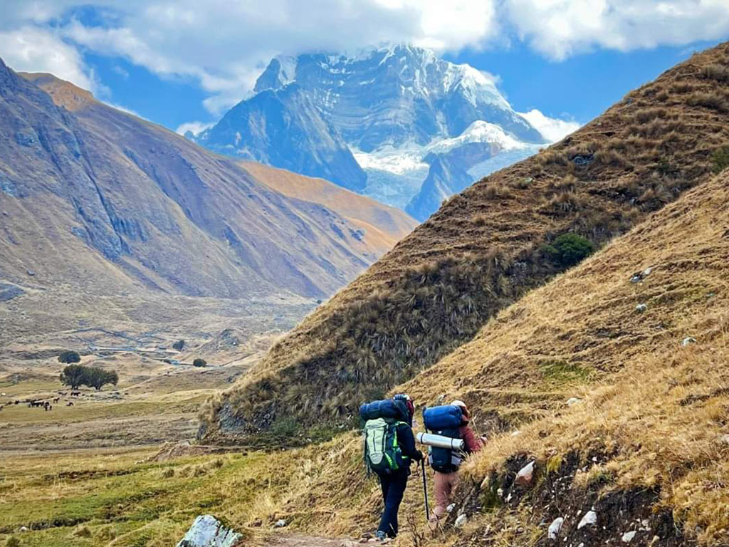 Huayhuash Trek 7 days 6 nights