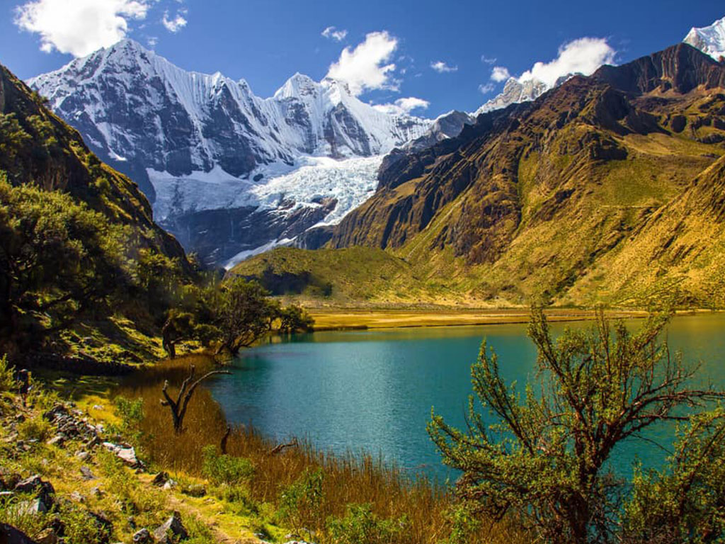 Huayhuash Mini Trek 4 Days 3 Nights